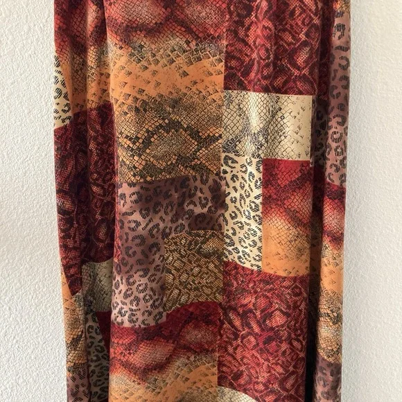 Vintage 90's Skirt Size 4 (XS) Red Multicolor Animal Print Long Artsy Retro Boho - Picture 11 of 16